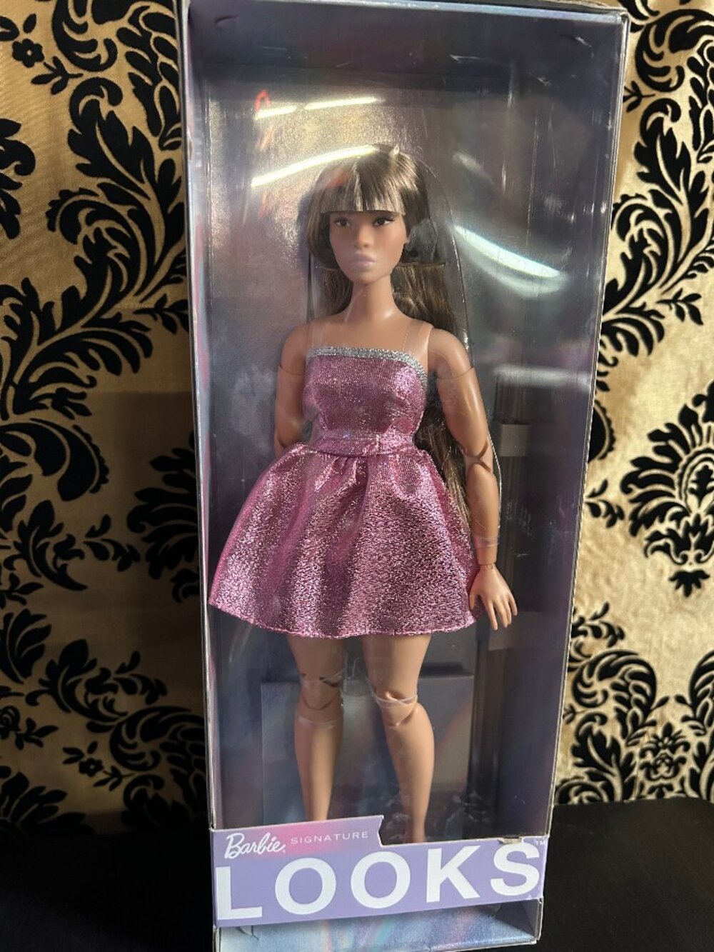 Barbie Looks Doll #24 – Curvy Made to Move Collector Barbie NEW